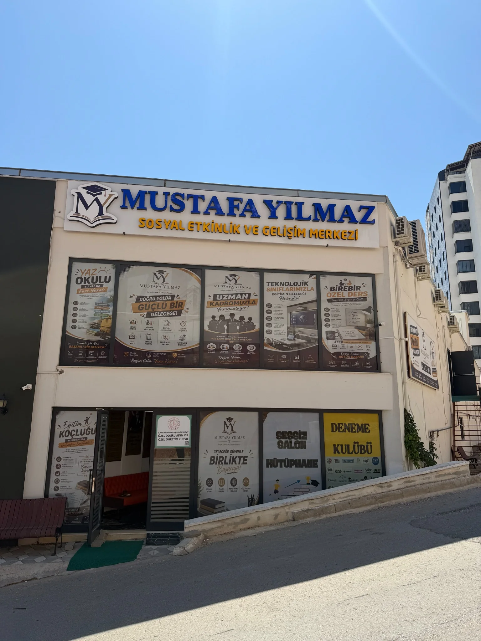 Mustafa Yılmaz Sosyal Etkinlik ve Gelişim Merkezi dış cephe